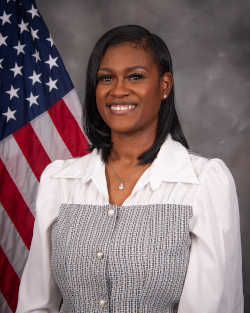 Toniya Harris Photo
